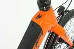 Rower elektryczny - akumulator na ramie