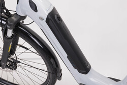 Rower elektryczny - akumulator wewnątrz ramy