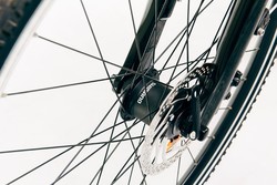 Hamulec tarczowy hydrauliczny