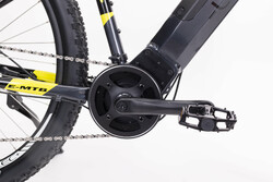 silnik centralny w rowerze elektrycznym