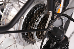 silnik tylny w rowerze