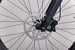 Hamulec tarczowy hydrauliczny