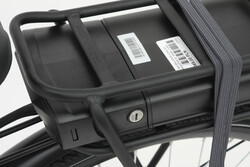 Rower elektryczny z akumulatorem na bagażniku