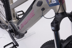 Rower elektryczny - akumulator wewnątrz ramy