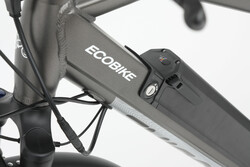 Rower elektryczny z akumulatorem wewnątrz ramy