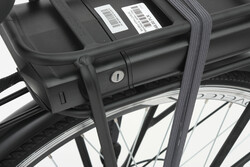 Rower elektryczny z akumulatorem na bagażniku