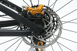 Hamulec tarczowy hydrauliczny