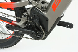 silnik centralny w rowerze elektrycznym