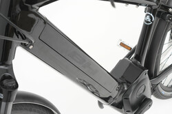 Rower elektryczny z akumulatorem wewnątrz ramy