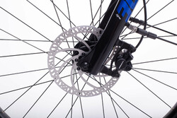 Hamulec tarczowy hydrauliczny