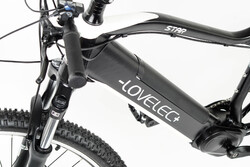 Rower elektryczny z akumulatorem wewnątrz ramy