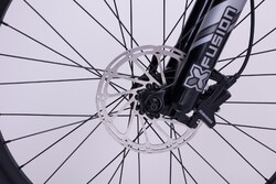 Hamulec tarczowy hydrauliczny