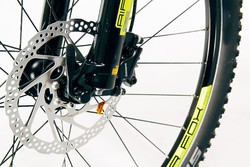 Hamulec tarczowy hydrauliczny