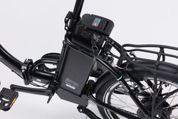 Rower elektryczny z akumulatorem za siodełkiem