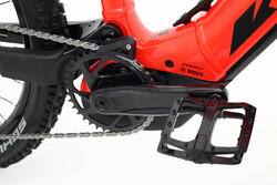 silnik centralny w rowerze elektrycznym