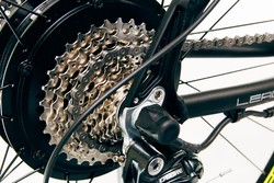 silnik tylny w rowerze