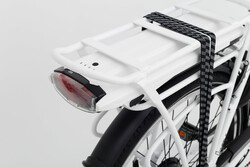 Rower elektryczny z akumulatorem na bagażniku