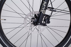 Hamulec tarczowy hydrauliczny